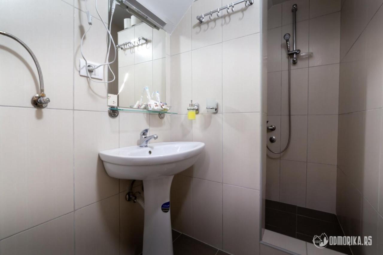 באינה באשטה Apartmani Nina S מראה חיצוני תמונה