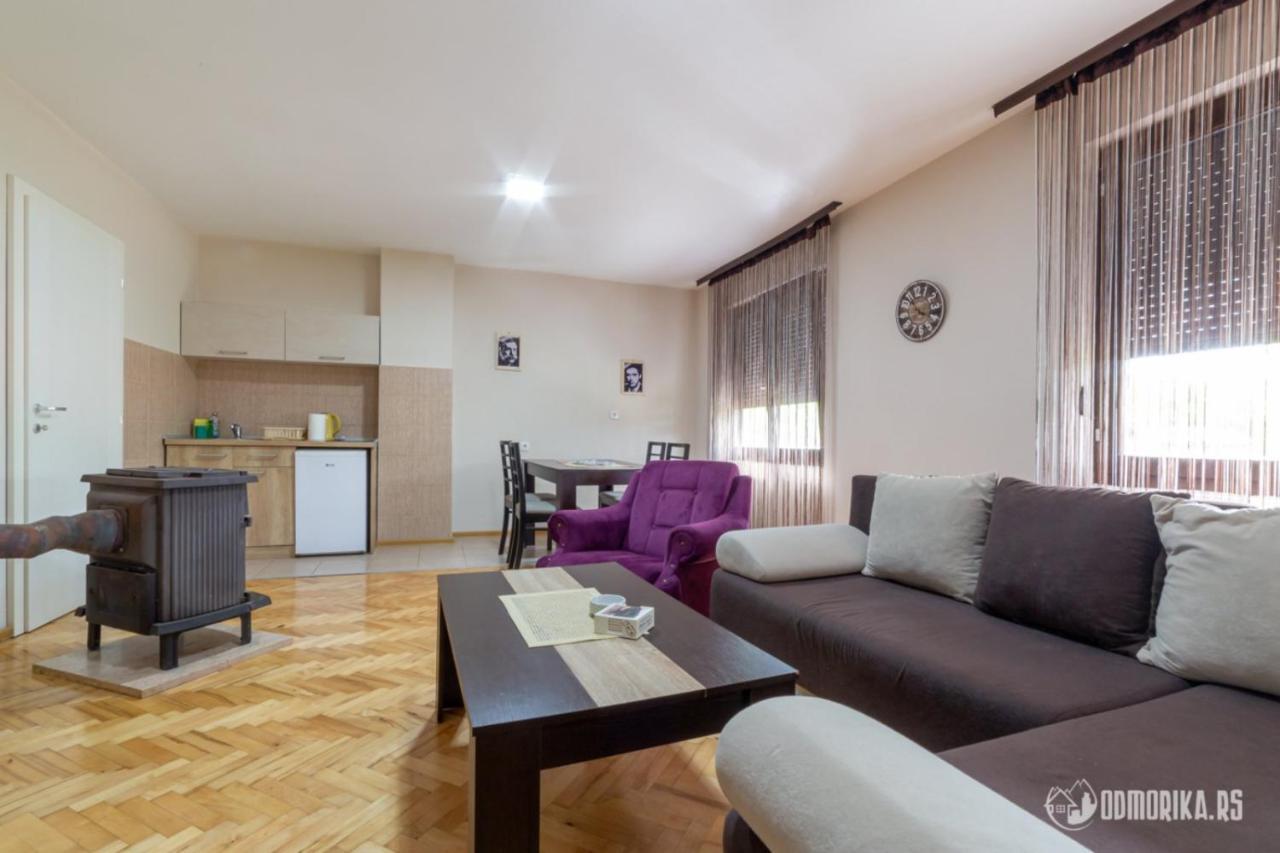באינה באשטה Apartmani Nina S מראה חיצוני תמונה