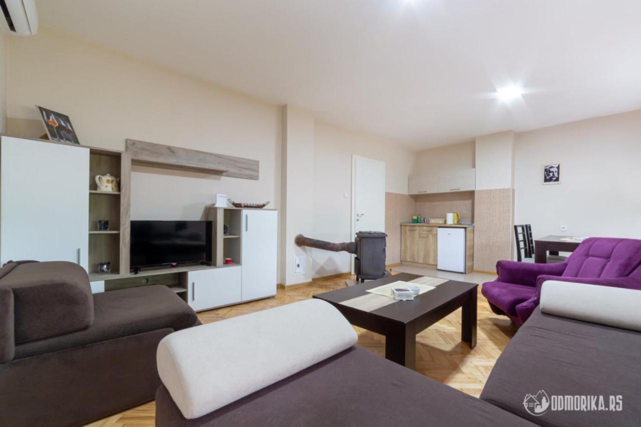 באינה באשטה Apartmani Nina S מראה חיצוני תמונה