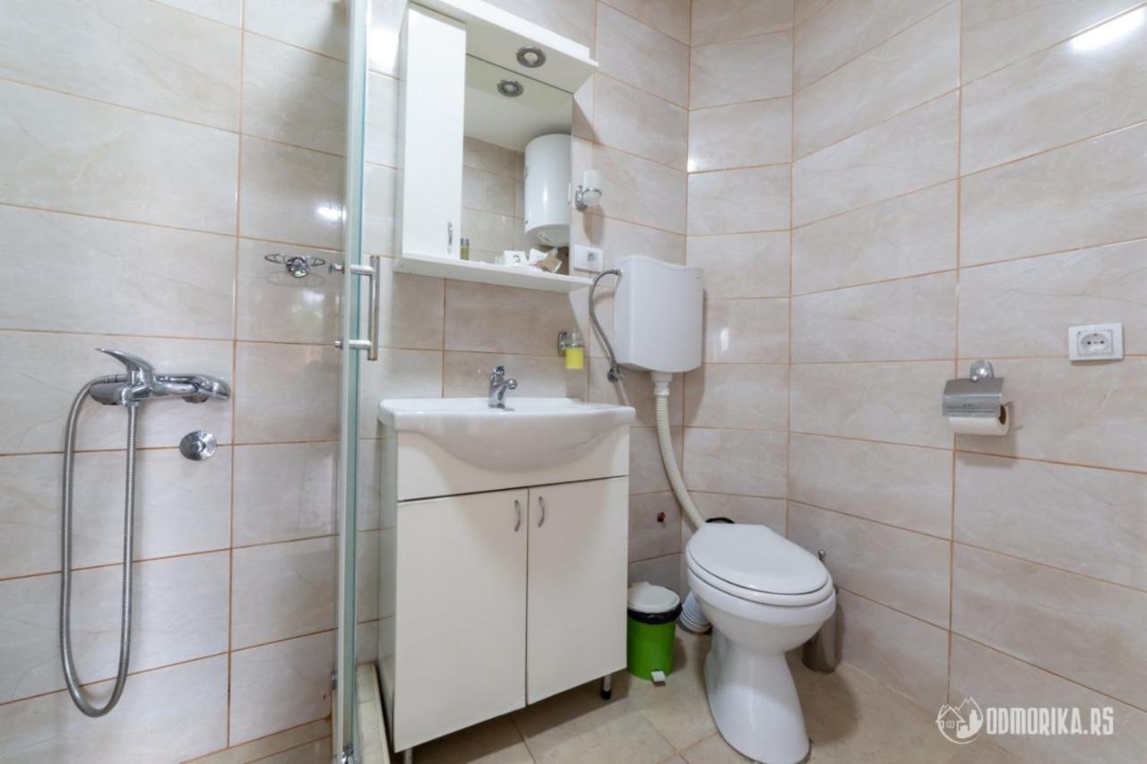 באינה באשטה Apartmani Nina S מראה חיצוני תמונה